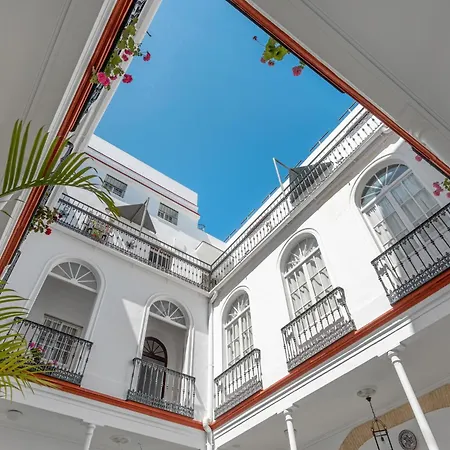 Residencial Casa Palacio *